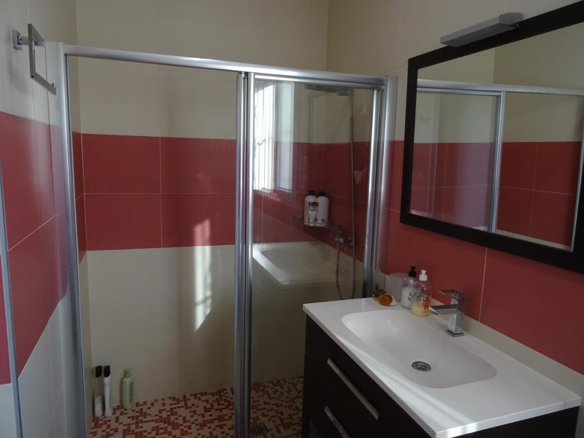 Zenia Villa