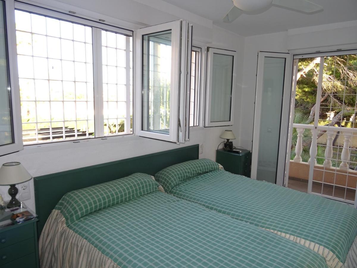Zenia Villa